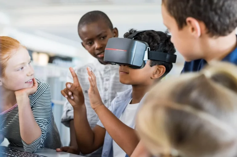 Navigating the Landscape of VR Technologies
