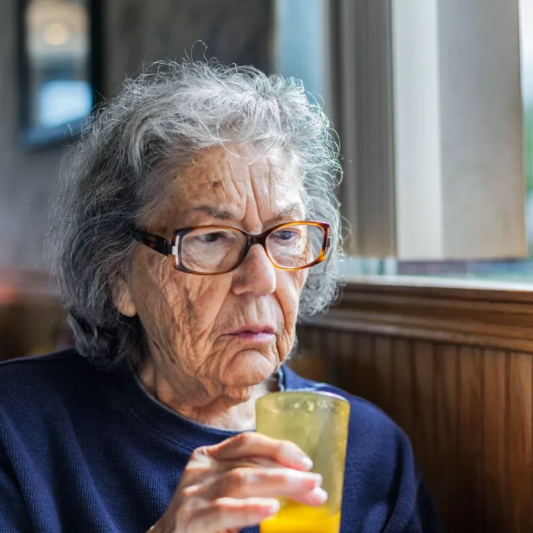 Slash dementia risk by ditching common bad habits