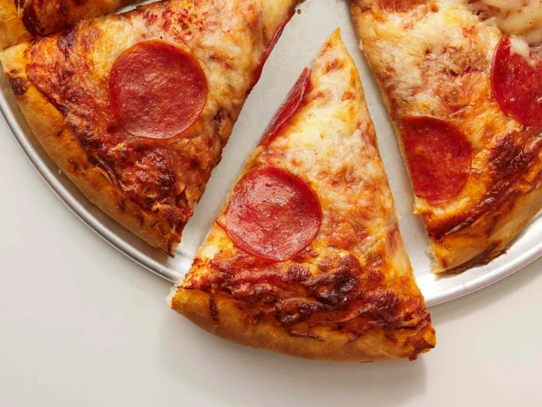 How to Master the Art of Homemade Pizza